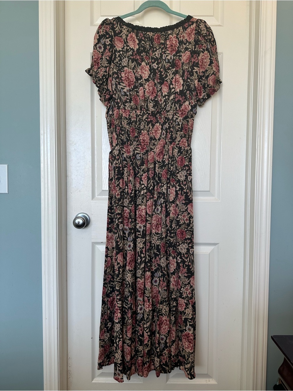 torrid Black Maxi Dress with Pink Rose Floral pattern - Picture 7 of 8